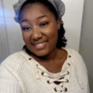Meet your Posher, Charmay
